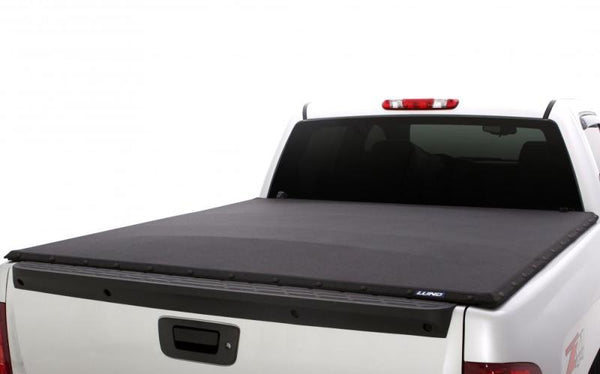 Lund 00-04 Dodge Dakota (5ft. Bed) Genesis Elite Snap Tonneau Cover - Black