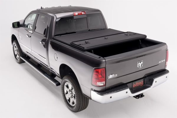 Extang 02 Dodge Ram Short Bed (6.5ft) 1500 / 03-08 1500/2500 (incl Mega Cab) Solid Fold 2.0