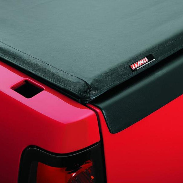 Lund 00-04 Dodge Dakota (5ft. Bed) Genesis Roll Up Tonneau Cover - Black