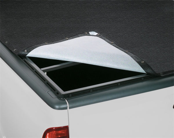 Lund 00-04 Dodge Dakota (5ft. Bed) Genesis Elite Snap Tonneau Cover - Black